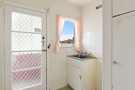 Photo of property in 58 Thomas Crescent, Western Heights, Rotorua, 3015