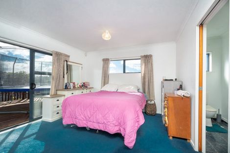 Photo of property in 47 Ruze Vida Drive, Massey, Auckland, 0614