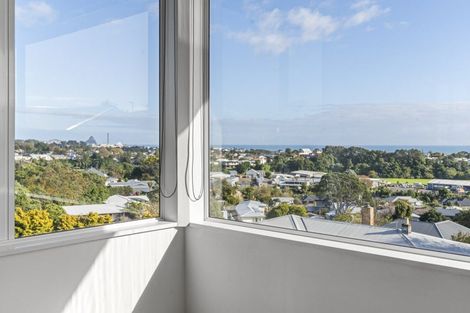 Photo of property in 49 Queens Road, Glen Avon, New Plymouth, 4312