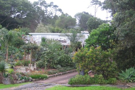 Photo of property in 235 Victory Road, Laingholm, Auckland, 0604