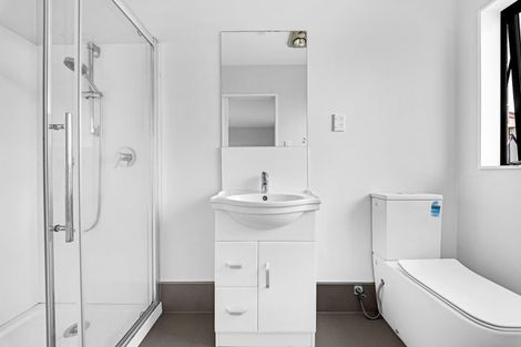 Photo of property in 1/25 Kennington Drive, Clendon Park, Auckland, 2103