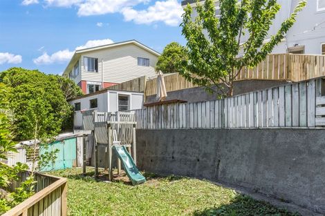 Photo of property in 9 Tainui Terrace, Tawa, Wellington, 5028