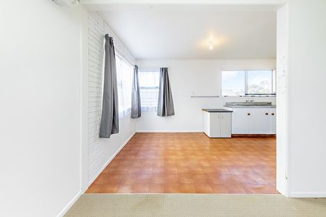 Photo of property in 43 Mckinstry Avenue, Mangere East, Auckland, 2024