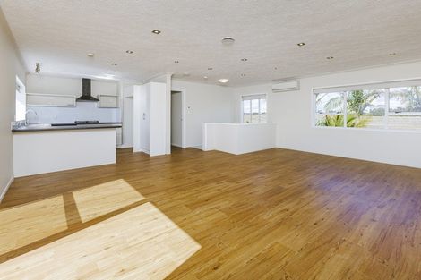 Photo of property in 3/3 Clarks Beach Road, Clarks Beach, 2122