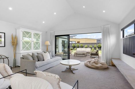 Photo of property in 38 Colwyn Street, Bryndwr, Christchurch, 8053