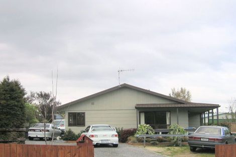Photo of property in 9 Clarke Grove, Richmond Heights, Taupo, 3330