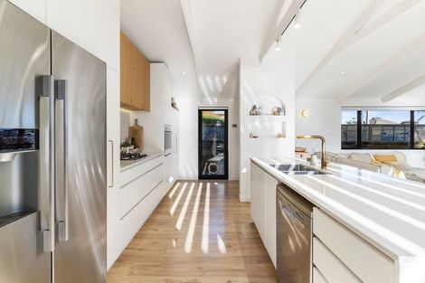 Photo of property in 1/7 Pine Road, Orewa, 0931