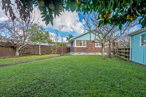 Photo of property in 69 Churchill Avenue, Hokowhitu, Palmerston North, 4410
