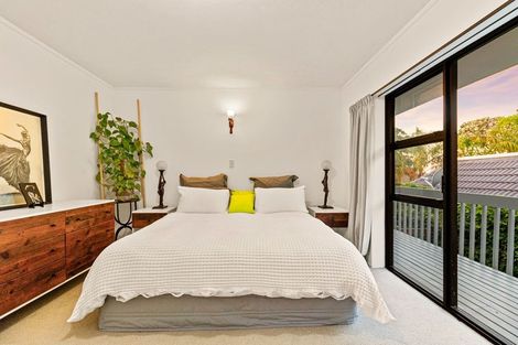 Photo of property in 1/5 Sharon Road, Waiake, Auckland, 0630