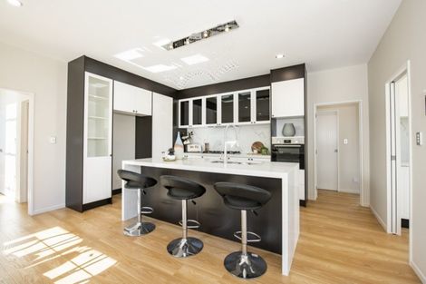 Photo of property in 13 Matiki Road, Flat Bush, Auckland, 2019