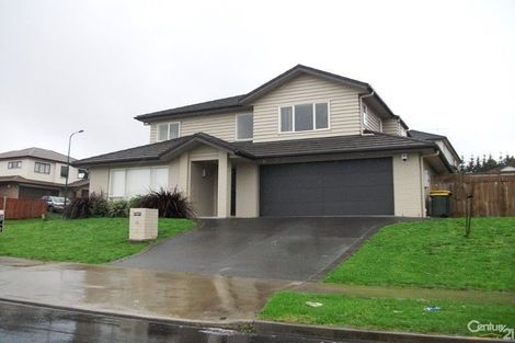 Photo of property in 22 Terrasini Drive, Flat Bush, Auckland, 2019