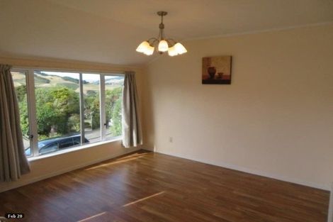 Photo of property in 2 Jarvie Grove, Churton Park, Wellington, 6037