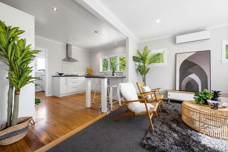 Photo of property in 18 Duncan Road, St Andrews, Hamilton, 3200