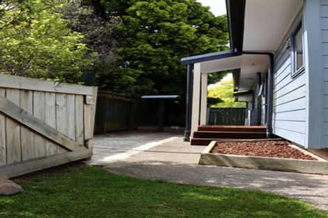 Photo of property in 48 Newton Place, Westbrook, Palmerston North, 4412