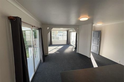 Photo of property in 32 Aurea Avenue, Pakuranga, Auckland, 2010