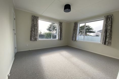 Photo of property in 2/3 Gregory Avenue, Islington, Christchurch, 8042