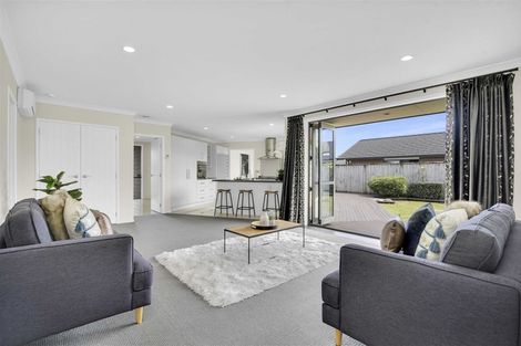 Photo of property in 12 Satchmo Place, Rototuna North, Hamilton, 3210