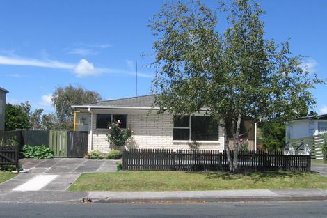 Photo of property in 1/3 Bentley Avenue, Glenfield, Auckland, 0629