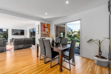 Photo of property in 218 Riverlaw Terrace, Saint Martins, Christchurch, 8022