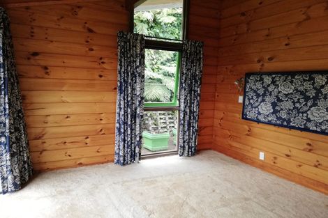 Photo of property in 35 Mulberry Street, Maungaraki, Lower Hutt, 5010