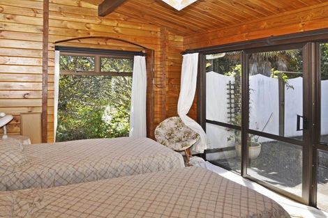 Photo of property in 176 Paku Drive, Tairua, 3508