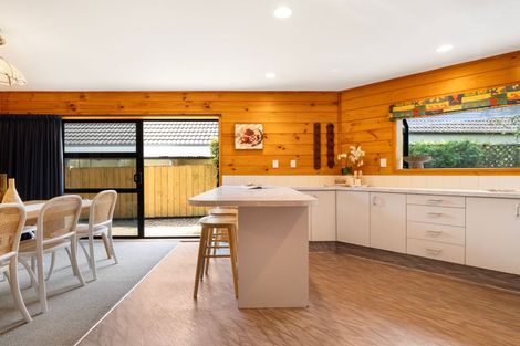 Photo of property in 74 Iles Road, Lynmore, Rotorua, 3010