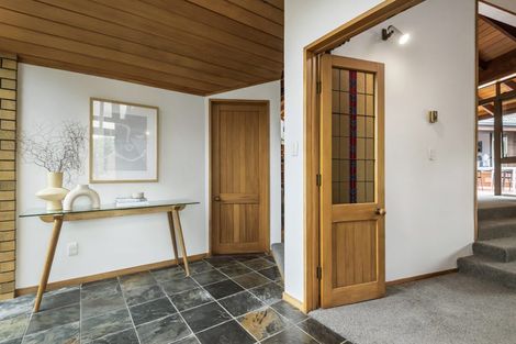 Photo of property in 106 Kowhai Road, Campbells Bay, Auckland, 0630