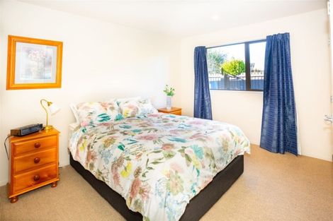 Photo of property in 28 Heathridge Place, Lincoln, 7608