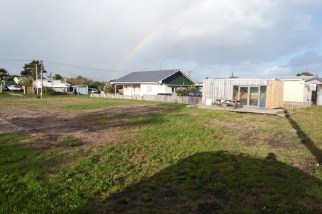 Photo of property in 2 Omanu Street, Koitiata, Wanganui, 4581