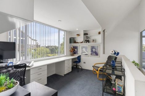 Photo of property in 8 Lingham Crescent, Torbay, Auckland, 0630