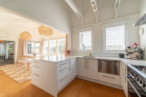 Photo of property in 82 Douglas Street, Highfield, Timaru, 7910