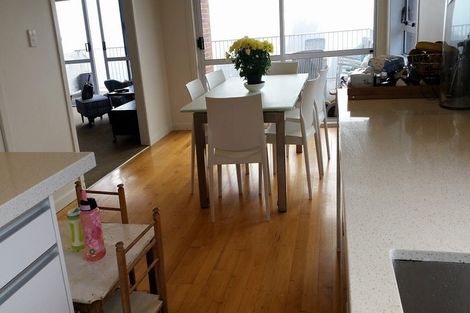 Photo of property in 16 Routly Avenue, Pukekohe, 2120