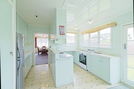 Photo of property in 270 High Street, Eltham, 4322