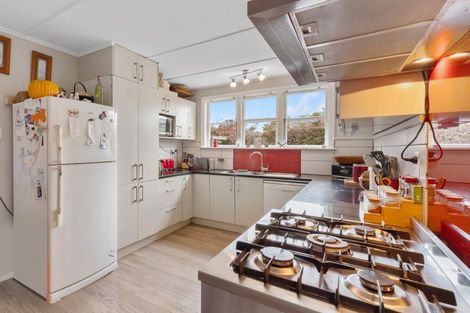 Photo of property in 28 Hudson Avenue, Ebdentown, Upper Hutt, 5018