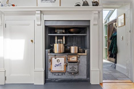 Photo of property in 21 Anglesea Street, Arrowtown, 9302