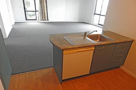 Photo of property in 67/68 Mountain Road, Mount Wellington, Auckland, 1072