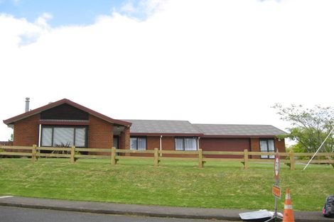 Photo of property in 140 Valley Road, Pukekohe, 2120