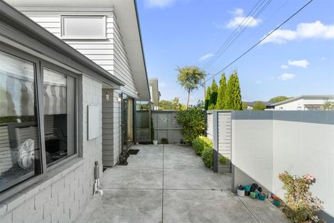 Photo of property in 96b Packe Street, Edgeware, Christchurch, 8013