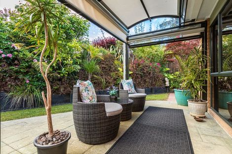 Photo of property in 1 Astor Place, Orewa, 0931