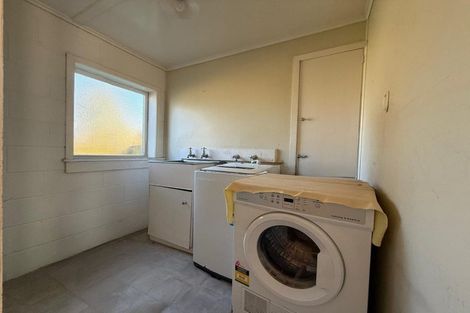 Photo of property in 11 Terry Street, Blockhouse Bay, Auckland, 0600
