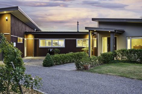 Photo of property in 14 Spur Road, Havelock North, 4130