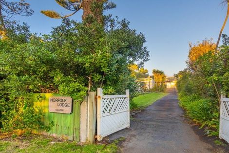 Photo of property in 16 Rodney Avenue, Te Horo Beach, Otaki, 5581