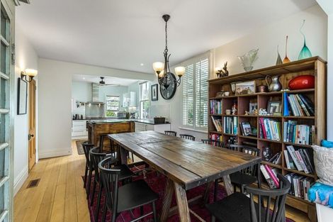 Photo of property in 2/10 Mozeley Avenue, Devonport, Auckland, 0624