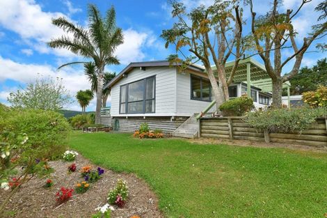 Photo of property in 535 Peak Road, Helensville, 0875
