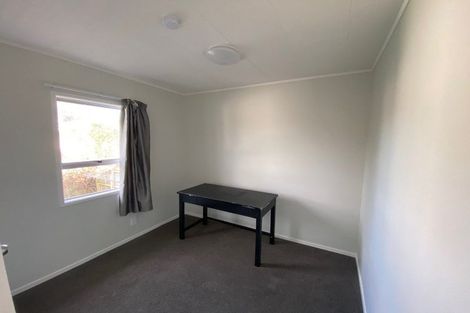 Photo of property in 4 Pureora Place, Clendon Park, Auckland, 2103