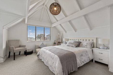 Photo of property in 3a Seaway Terrace, Otumoetai, Tauranga, 3110