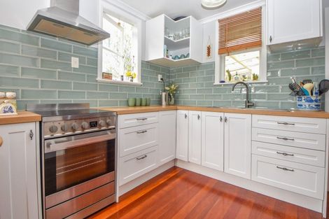 Photo of property in 255 High Street South, Carterton, 5713