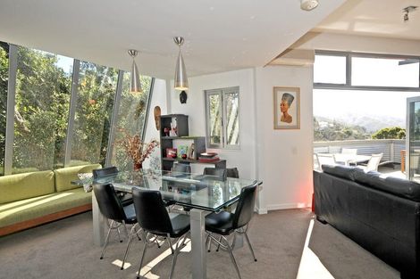 Photo of property in 126 Creswick Terrace, Northland, Wellington, 6012