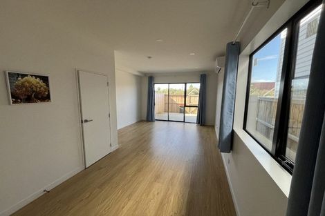Photo of property in 11 Kaha Road, Takanini, 2110