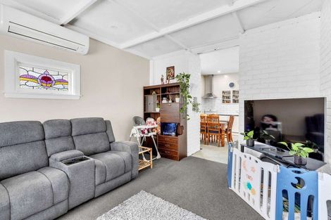 Photo of property in 194 Ferguson Street, West End, Palmerston North, 4412